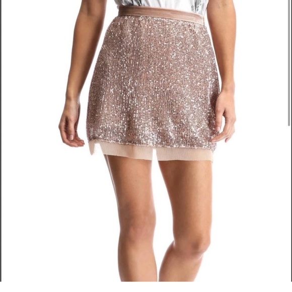 Free People Dresses & Skirts - Free People Sparkling Sequin Mini Skirt - Rose Gold